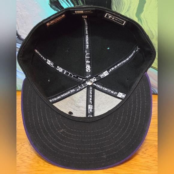 Colorado Rockies 59Fifty New Era Official On Field MLB Hat 7 3/8 Purple/Black - Picture 8 of 10